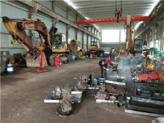 挖掘機(jī)維修指南 重慶立特松工程機(jī)械維修廠的專業(yè)服務(wù)